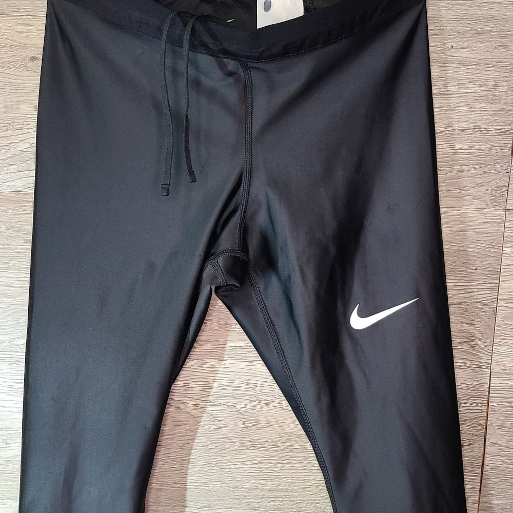 Nike Knee length legging